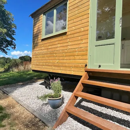 Cosy Shepherd Huts Near Newborough Forest Anglesey Gaerwen Exterior photo