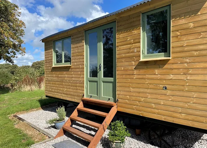 Cosy Shepherd Huts Near Newborough Forest Anglesey